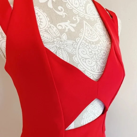 Milly Red Cutout Sheath Dress Size 4 – Fitted Cocktail Party Dress - Picture 3 of 9